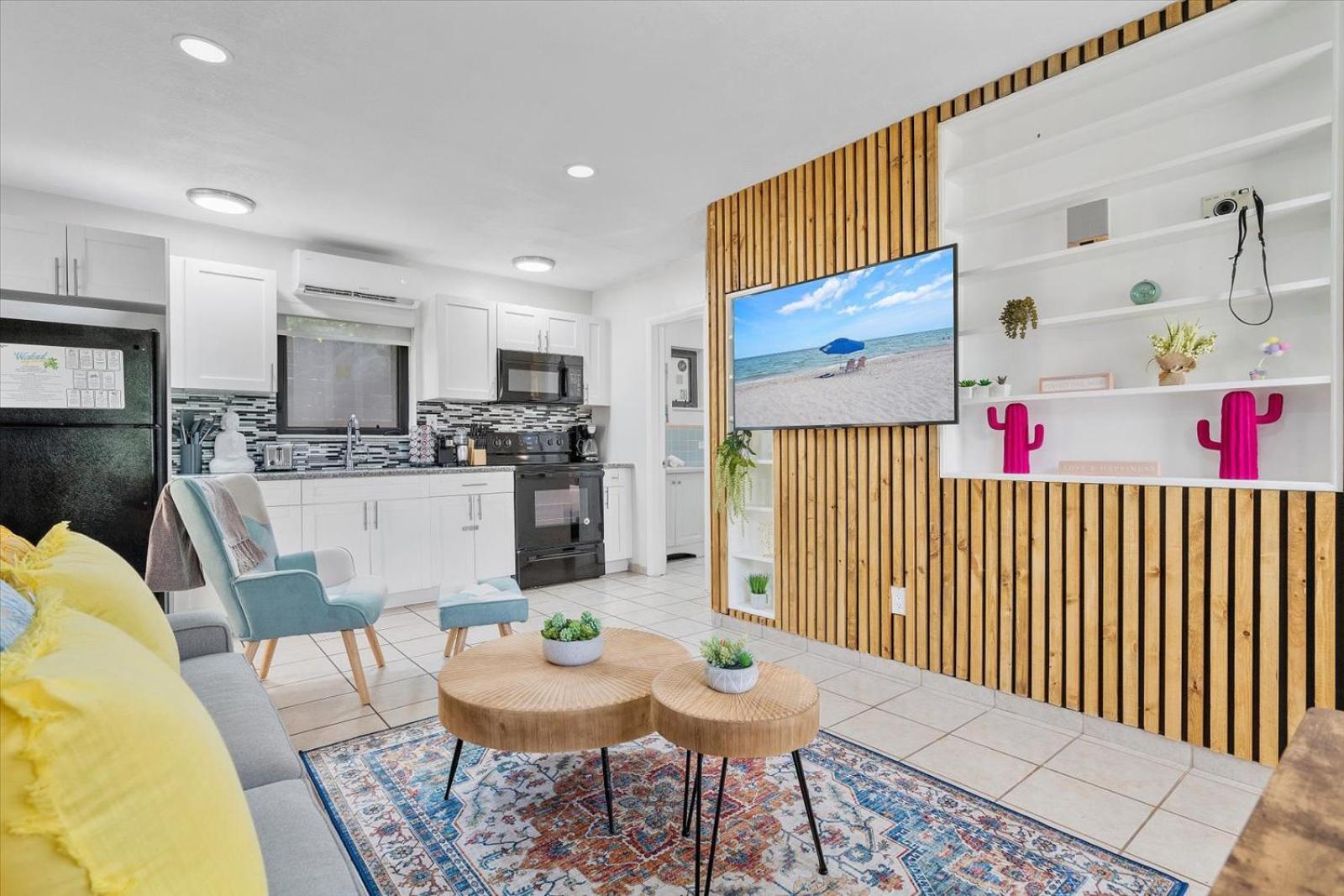 Apartmán Walnut By The Sea Hollywood Pokoj fotografie