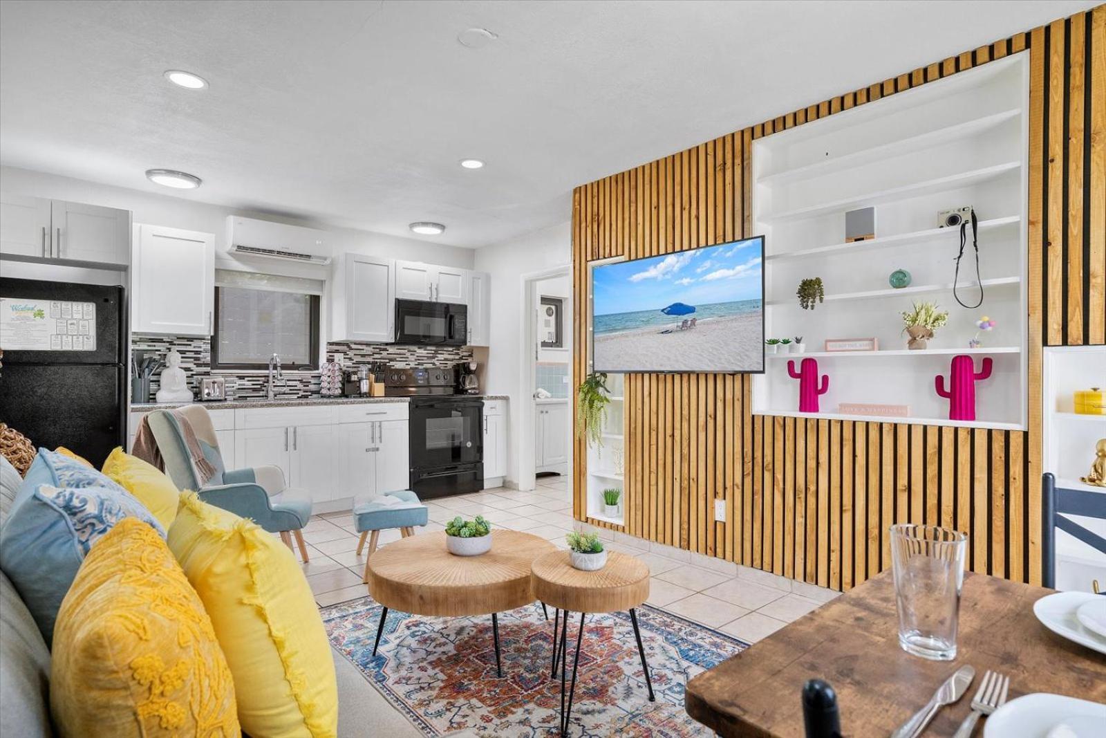 Apartmán Walnut By The Sea Hollywood Pokoj fotografie
